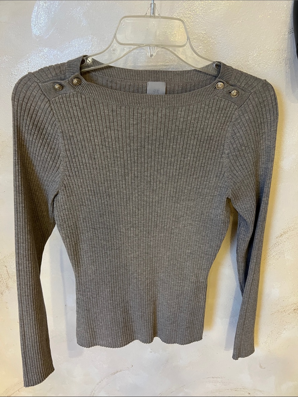 H&M Gray Ribbed Long-Sleeve Knit Top with Shoulder Buttons